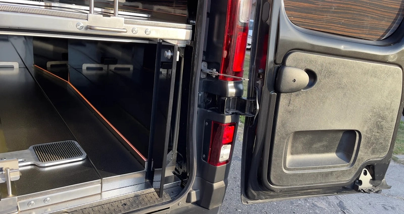 Renault Trafic cena 145140 przebieg: 204000, rok produkcji 2022 z Białystok małe 407
